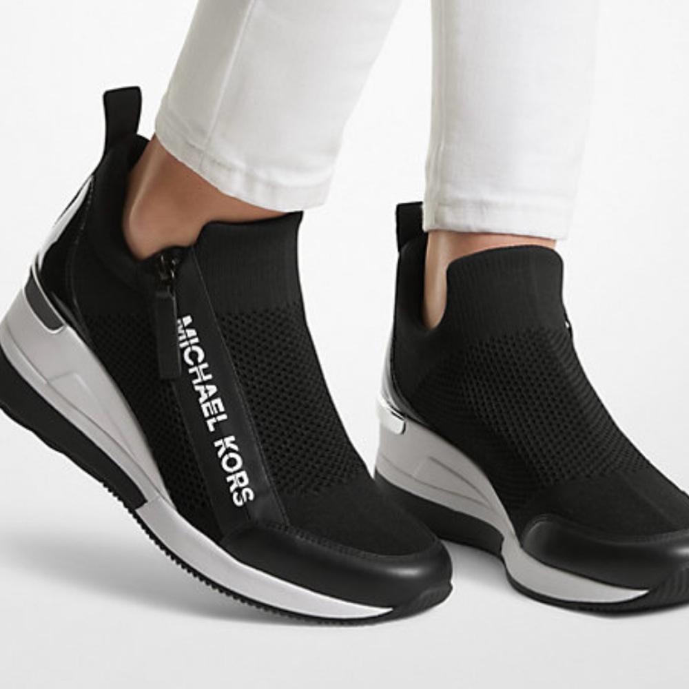 Michael Kors Willis Stretch Knit Trainer brand new / no box - Picture 2 of 15